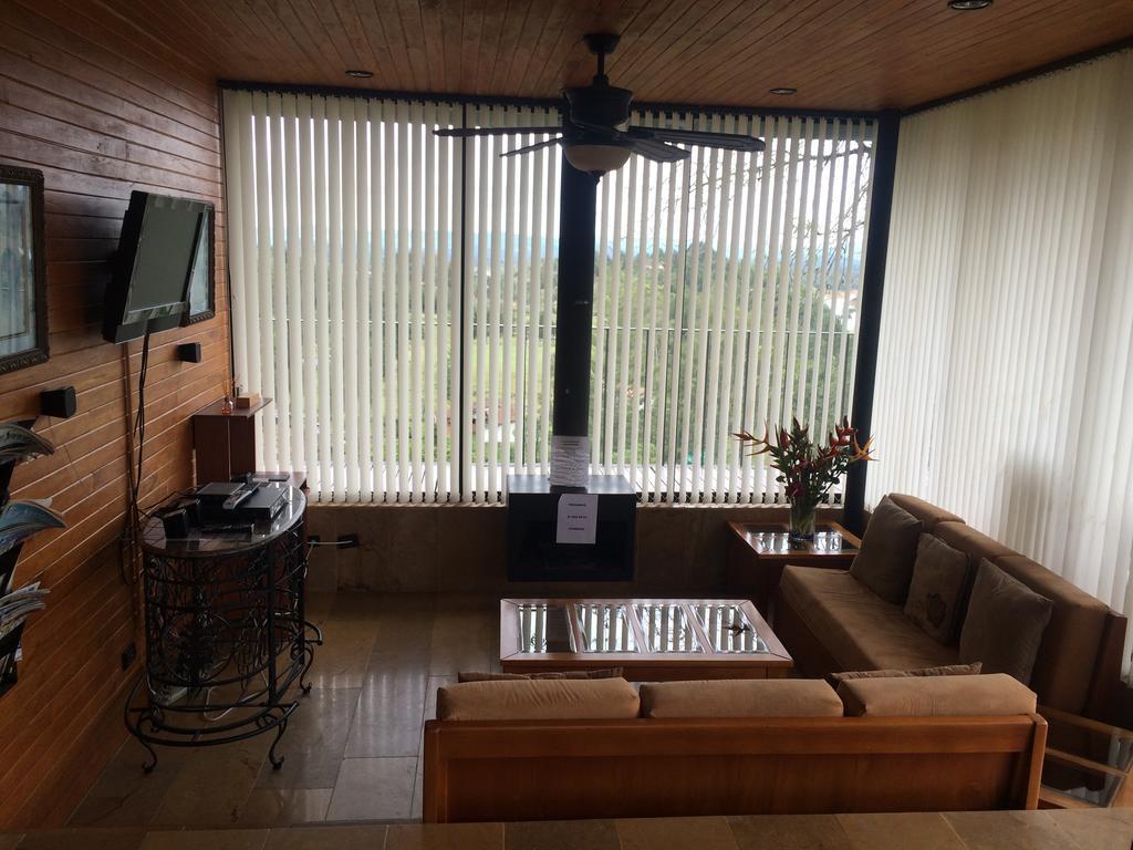 Cabanas El Retorno Guatape Bagian luar foto