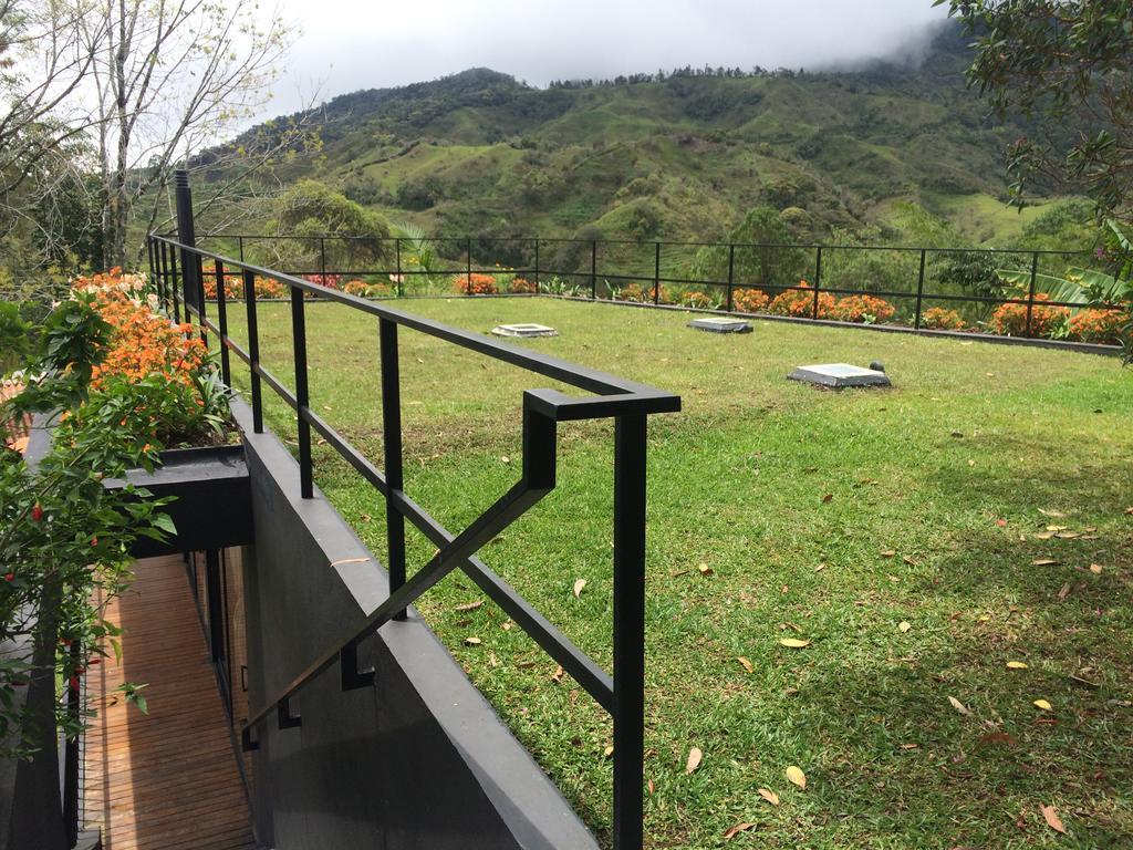 Cabanas El Retorno Guatape Bagian luar foto