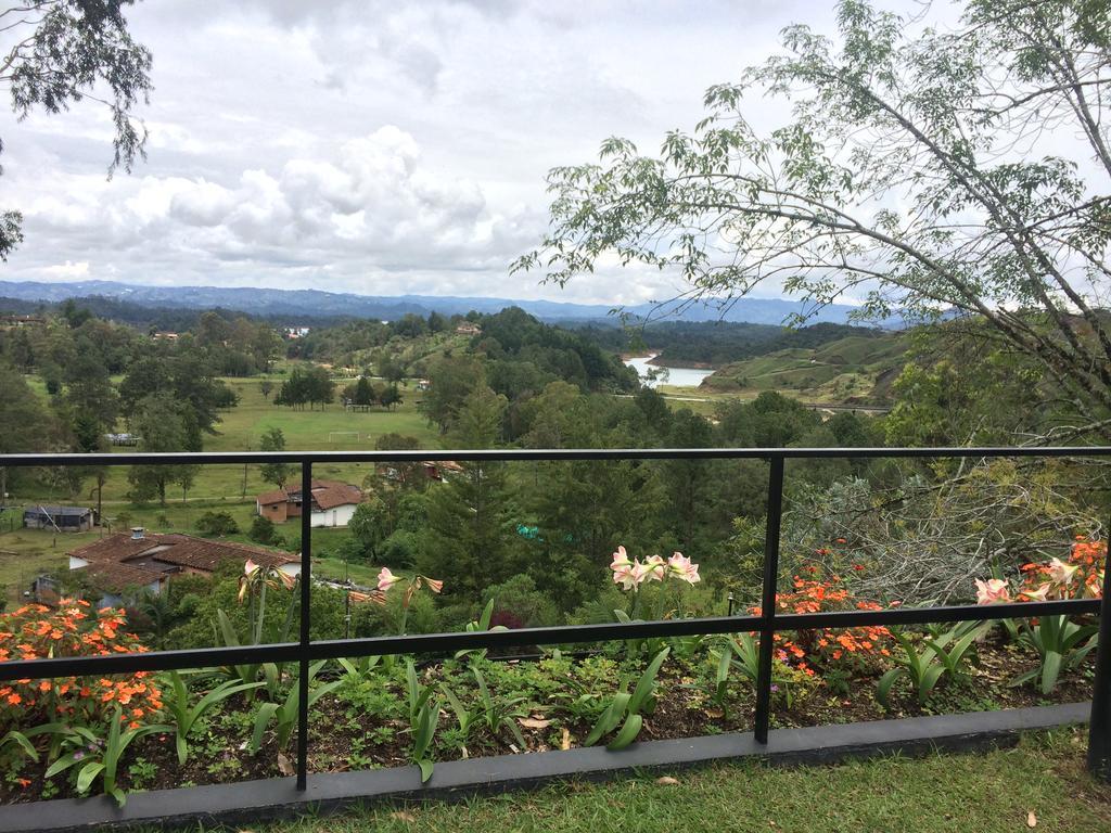 Cabanas El Retorno Guatape Bagian luar foto
